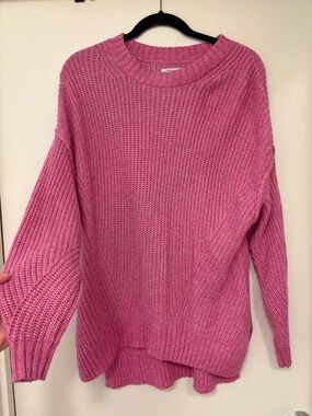 American Eagle Women's Pink Knit Crewneck Sweater